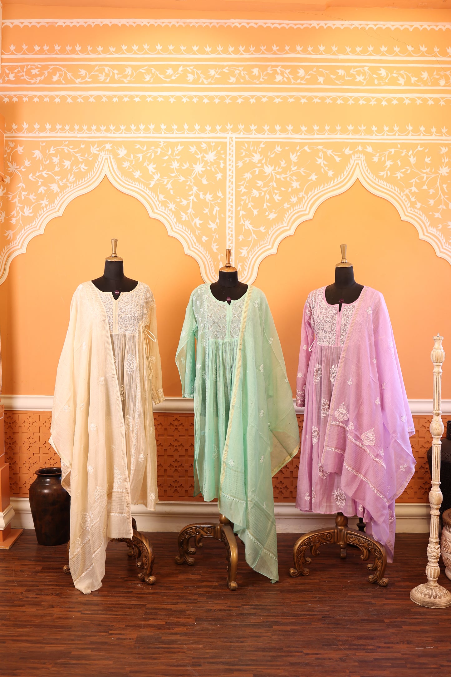 Heavy Chikankari Suit Set ( Semi Stitched - Free Size )