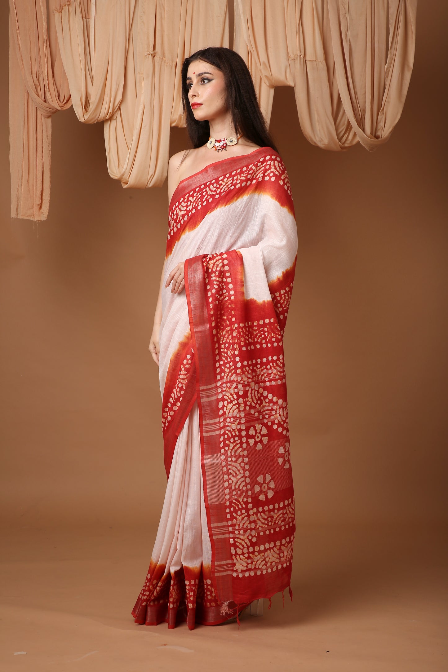 Bongsutra Saree- Bengali Linen Saree with Chapa Work