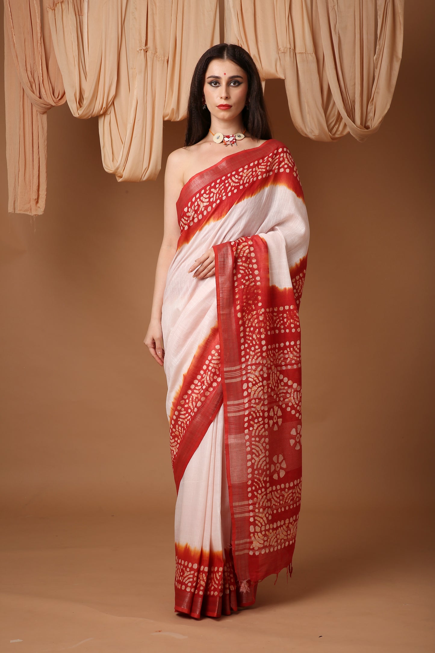 Bongsutra Saree- Bengali Linen Saree with Chapa Work